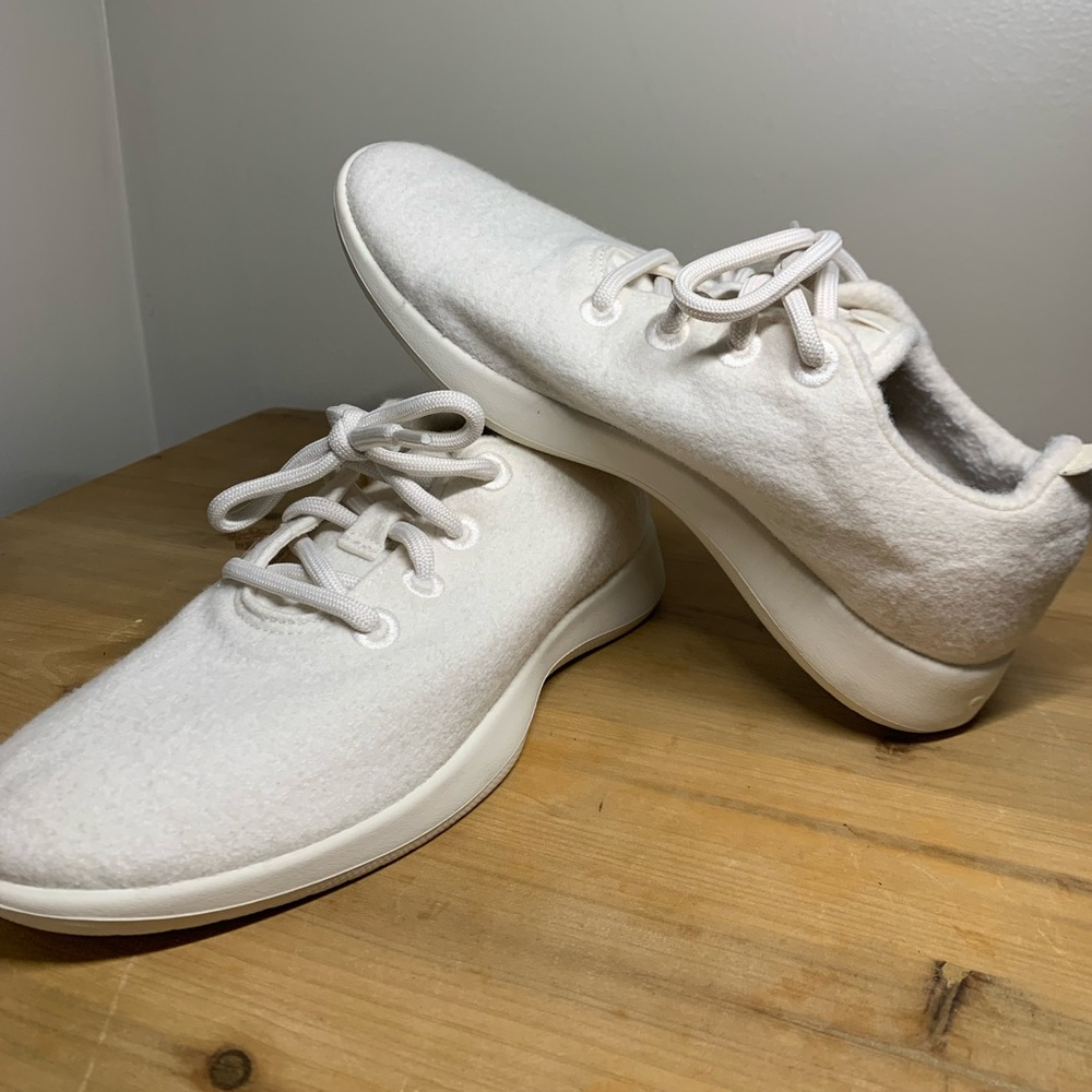 Womens Size 8 Allbirds Wool Runners in Natural White